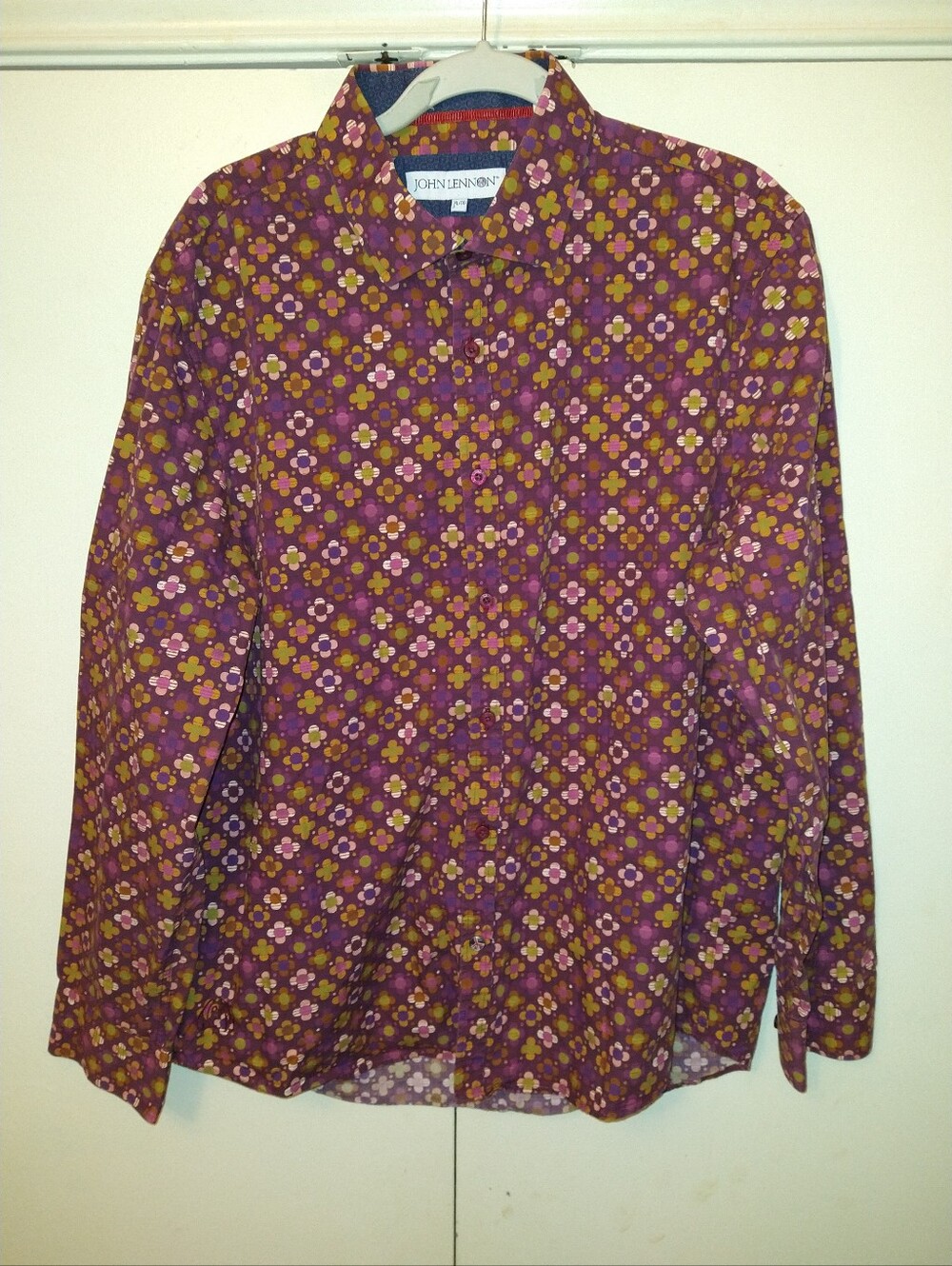 John Lennon Floral Print Long Sleeve Button Up Shirt Men's sz XL.